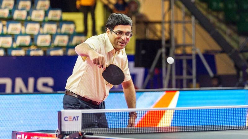 Viswanathan "Vishy" Anand jugando